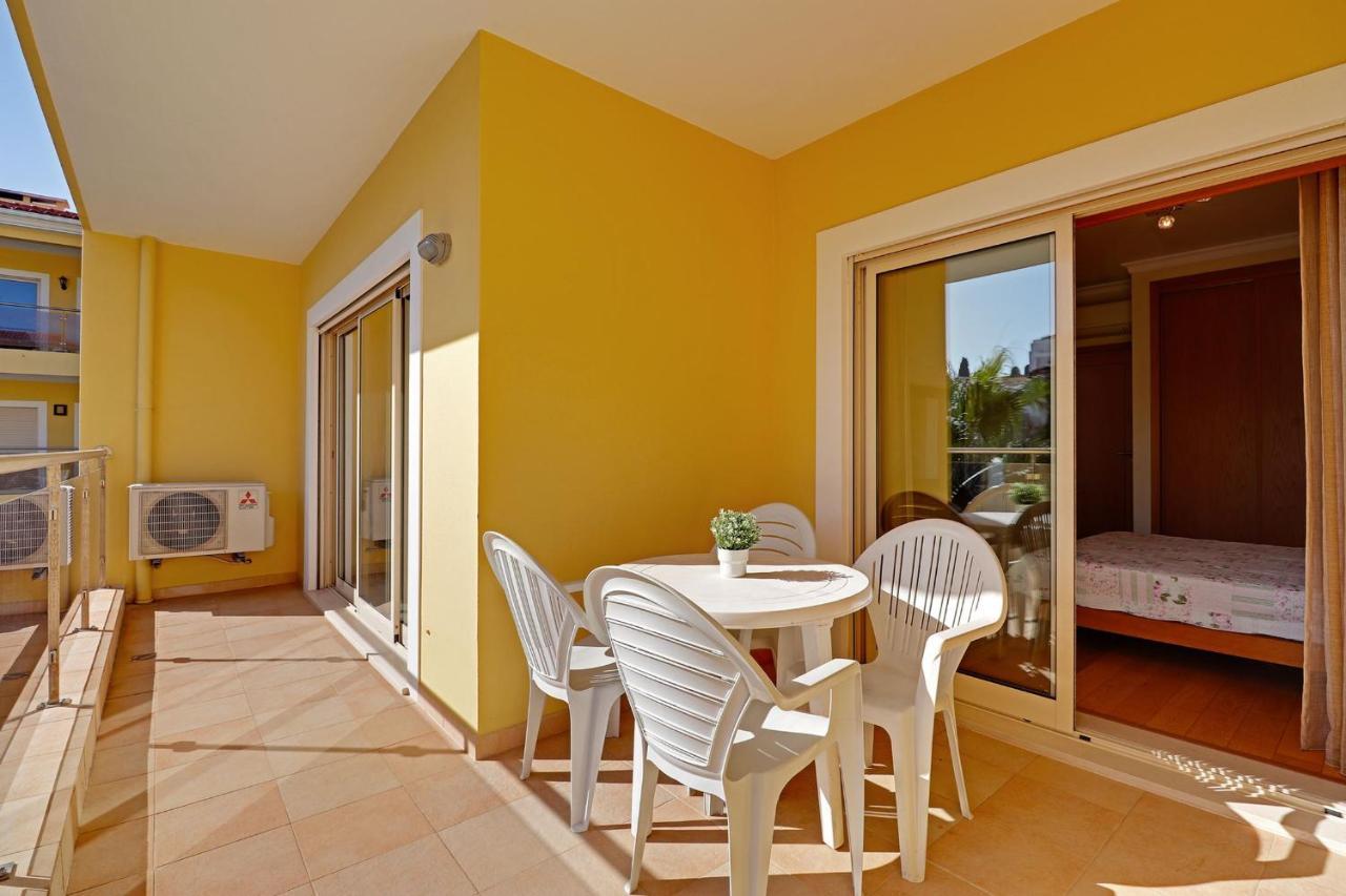Lagos Balcony With Pool By Homing מראה חיצוני תמונה